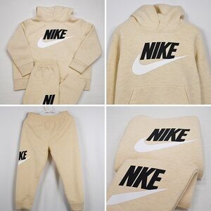 Nike Kids Hoodie & Jogger Set Beige Tan Fleece Size 5–6Y